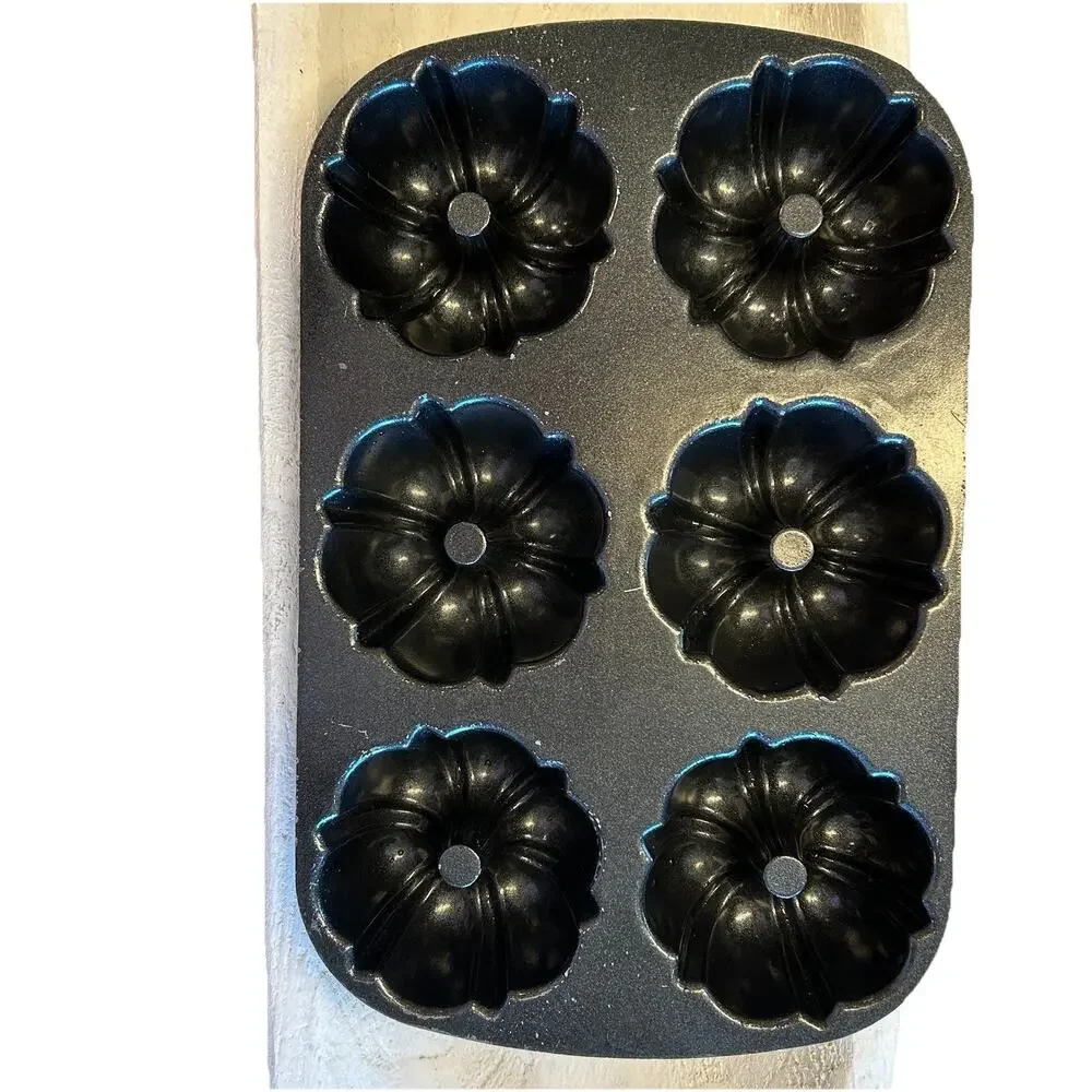 Nordic Ware pre owned